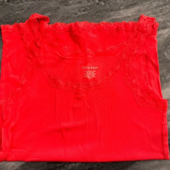 Calvin Klein Women's Lace Trim Camisole Set of 6. Perfect for layering. Exc cond - Picture 4 of 7